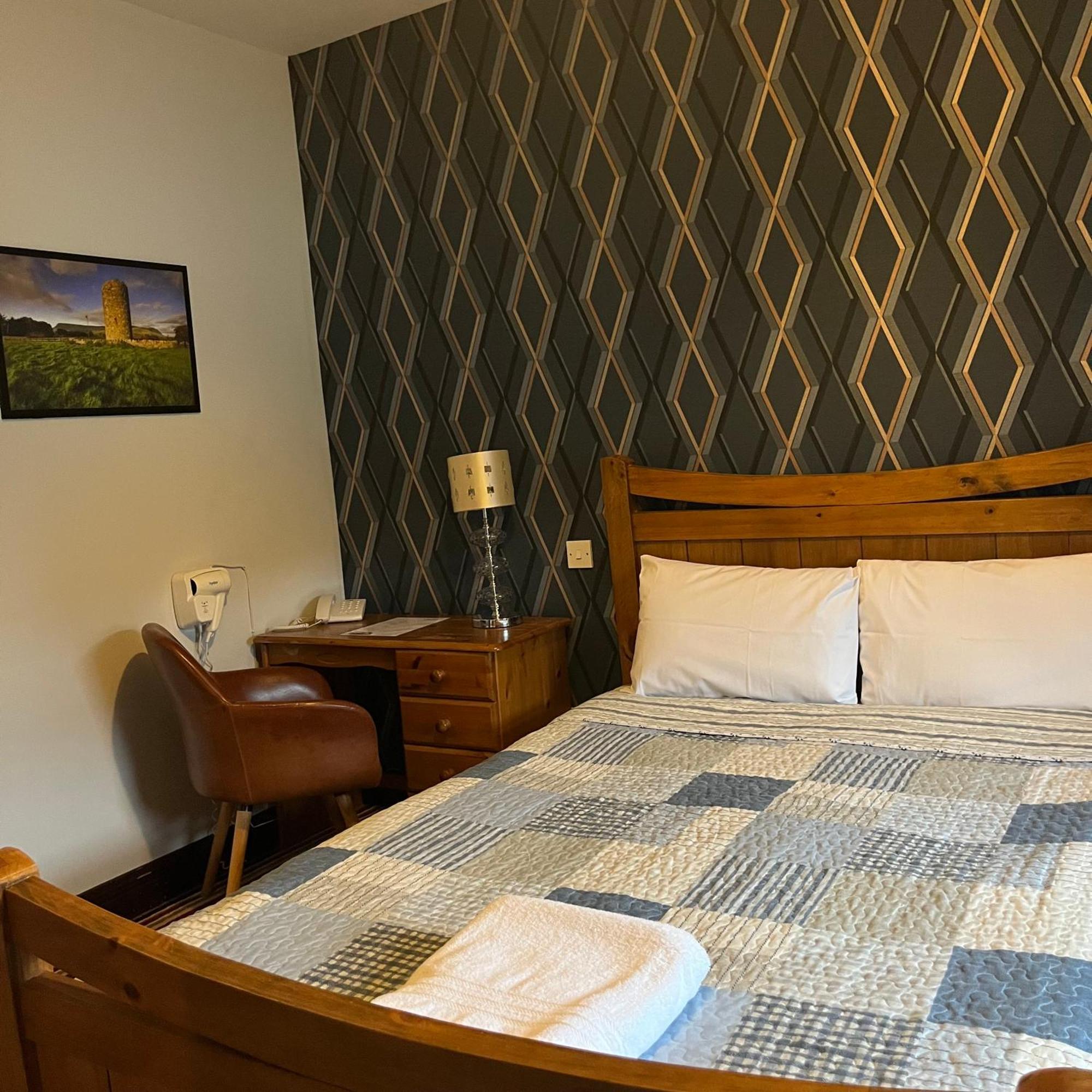 The Yeats County Inn Hotel 토버커리 외부 사진