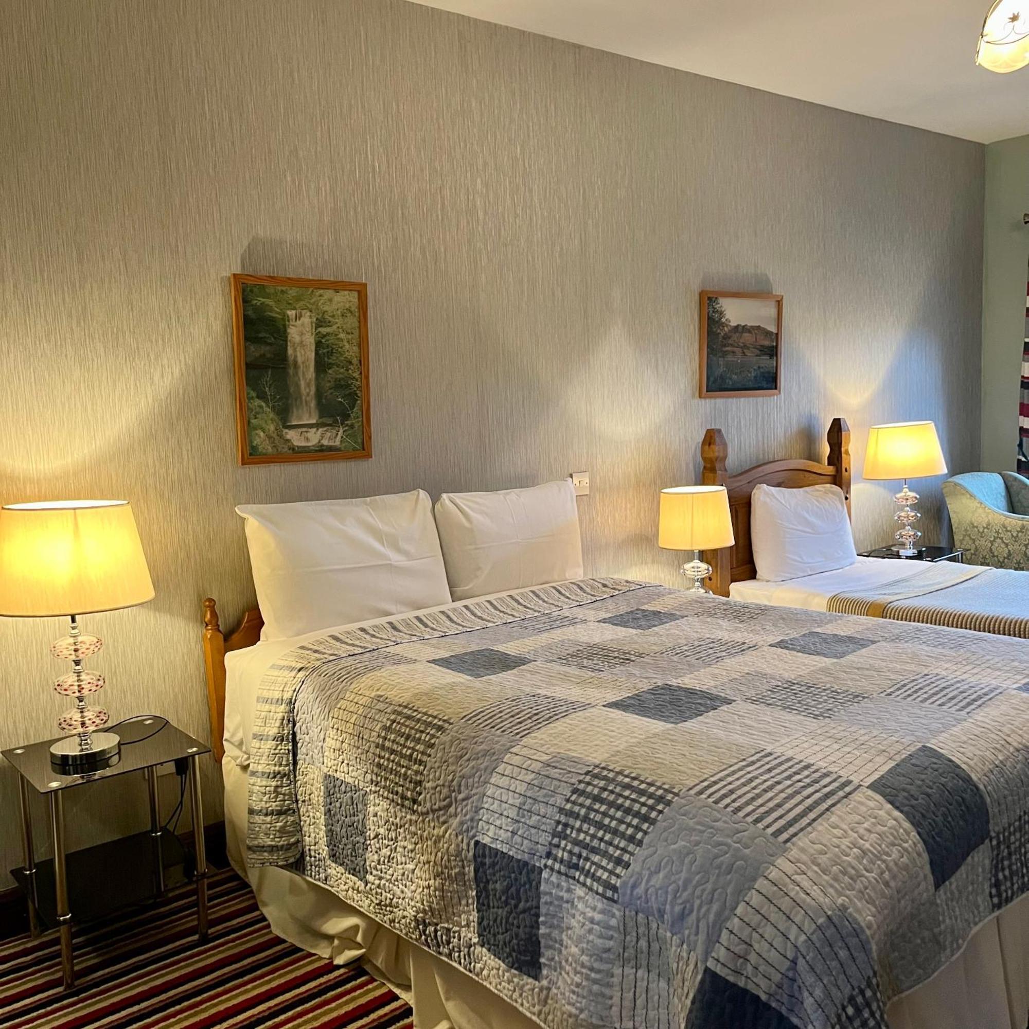 The Yeats County Inn Hotel 토버커리 외부 사진